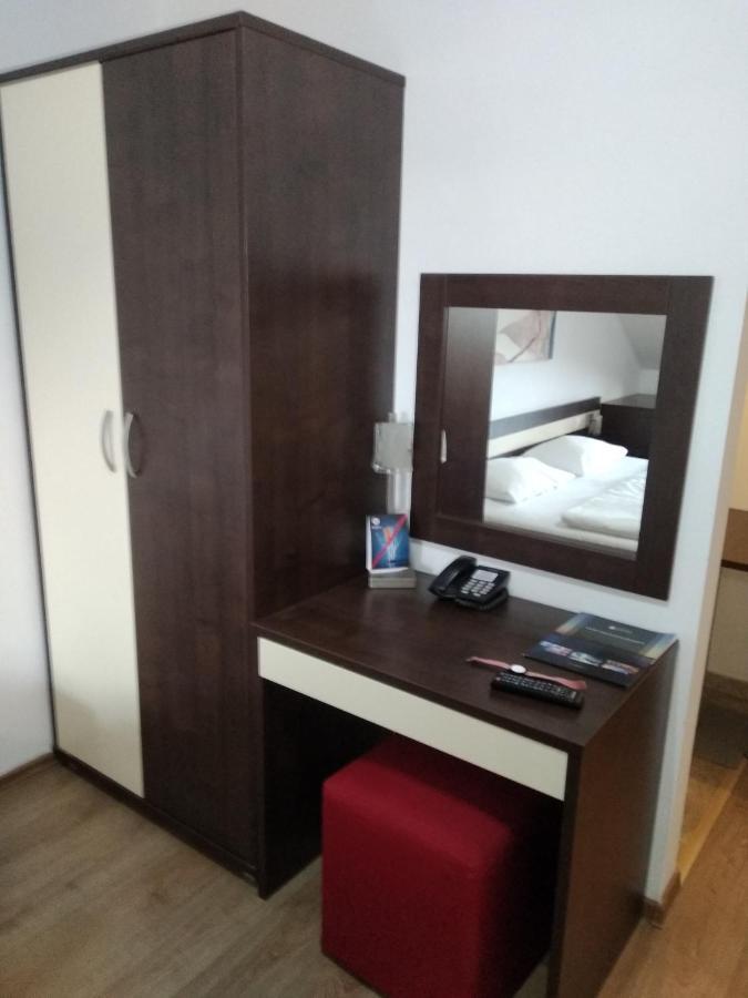 Aparthotel Apartman Fialka à Bešeňová Extérieur photo